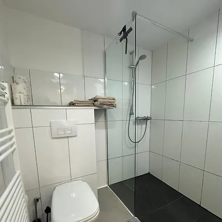 Charmante 2 Zimmer Souterrain Ганновер Экстерьер фото